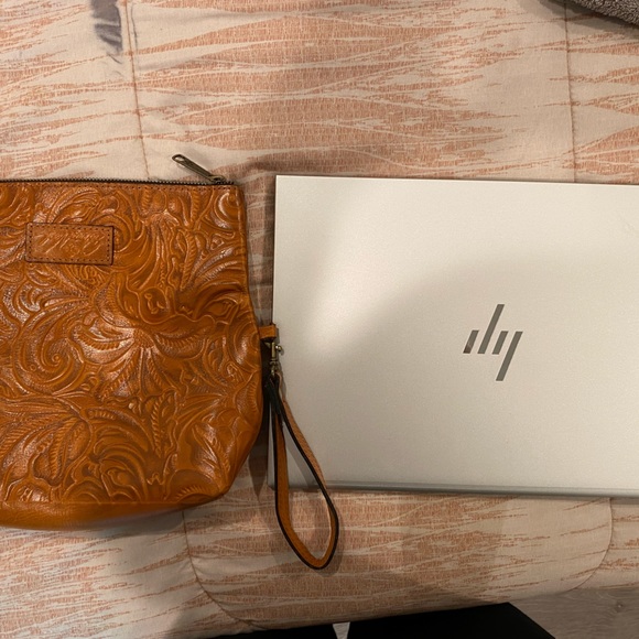 Patricia Nash - Picture 3 of 6